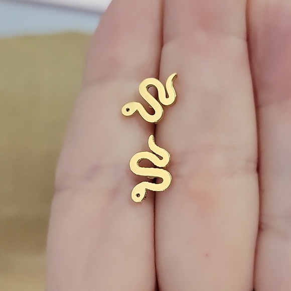 Snake Stud Earrings, choice of color - Picture 4 of 5